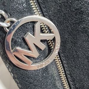 Micheal Kors hang bag